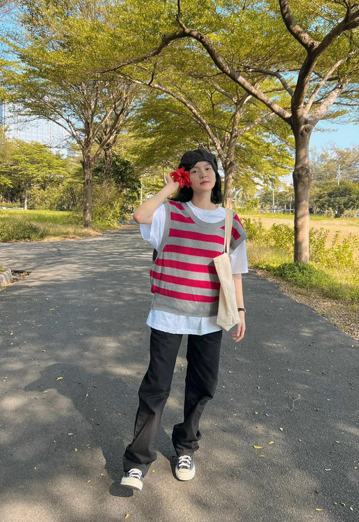 Ở tuổi 25, nhan sắc và thần thái của Hải Tú đang ở thời điểm quyến rũ và xinh đẹp hơn bao giờ hết