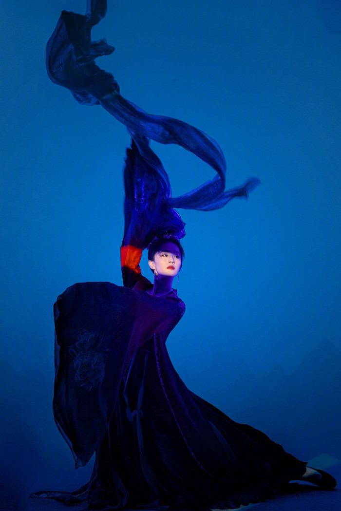 Mộng Hoa Lục: Cú xoạc chân của Lưu Diệc Phi gây lú cực mạnh, sự thật khiến khán giả thán phục Ảnh 5