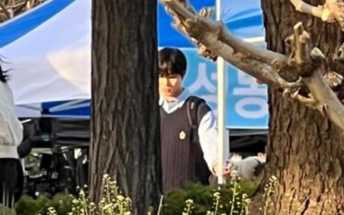 Tạo hình của Ahn Hyo Seop được leak ra trước đó.