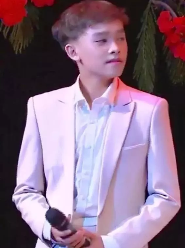 Sở hữu cát-xê cao ngất, Hồ Văn Cường vẫn là nam ca sĩ tiết kiệm bậc nhất thông qua chi tiết này? Ảnh 5