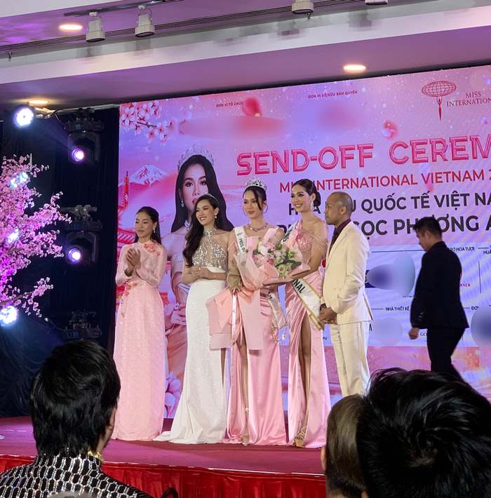 Kiều Loan giật trọn spotlight lấn át 'nữ chính' Á hậu Phương Anh tại buổi trao sash Ảnh 10