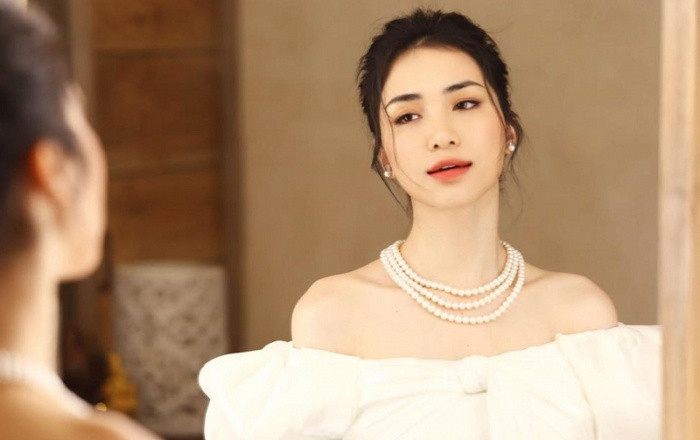 Xôn xao khoảnh khắc Hòa Minzy bật khóc trên sân khấu, phải liên tục dùng tay lau nước mắt? Ảnh 3