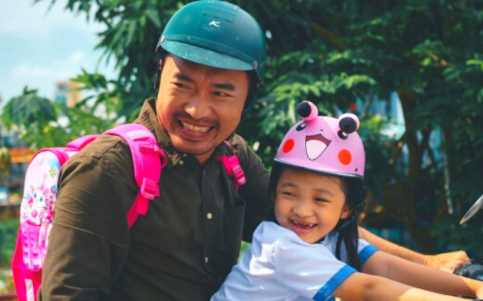 Tiến Luật làm gì để con gái chịu tương tác trong phim mới? Ảnh 2