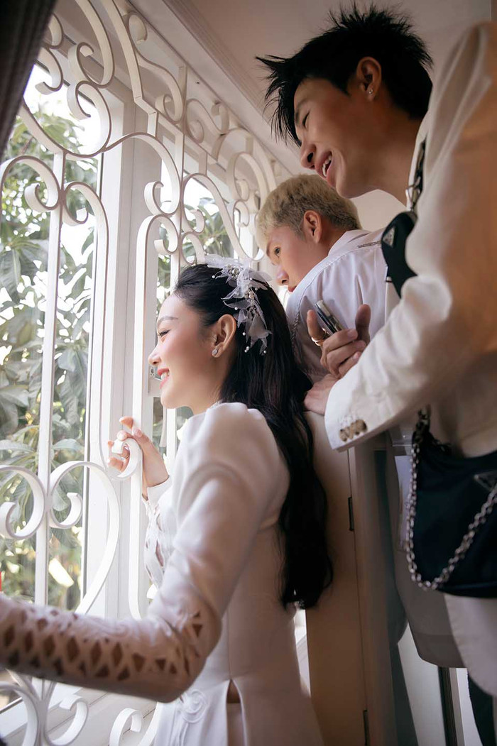 Hình ảnh những cô dâu Vbiz diện váy cưới qua 'cam thường', liệu có xinh như lời đồn? Ảnh 4