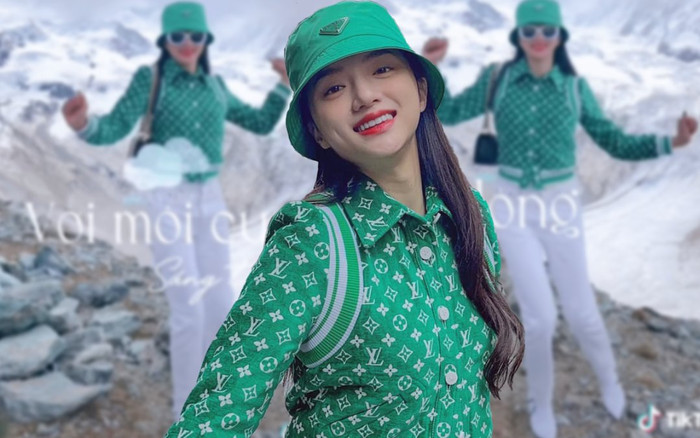 Đứng trên đỉnh núi tuyết say sưa nhảy hit của AMEE, Hương Giang khiến netizen 'thót tim' vì hành động này Ảnh 2