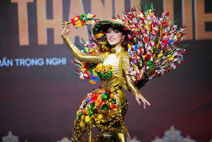 Xuất hiện bản sao của Đỗ Thị Hà, Kỳ Duyên tại Hoa hậu Hoàn vũ Việt Nam 2022 Ảnh 8