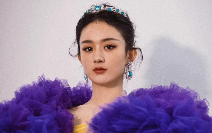 Triệu Lệ Dĩnh và đàn em Địch Lệ Nhiệt Ba được khen tới tấp vì điều này Ảnh 1