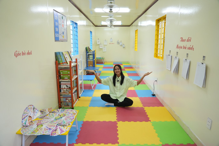 Giữa lúc 'người chị yêu quý' Phạm Hương về nước, H'Hen Niê đang âm thầm làm điều này Ảnh 7