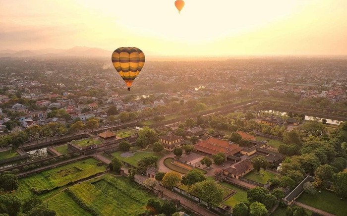 'Cố đô Huế nhìn từ bầu trời': Háo hức với lễ hội khinh khí cầu lớn nhất Việt Nam Ảnh 2