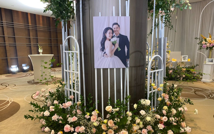 Hé lộ khung cảnh đẹp như vườn cổ tích trong đám cưới Karen Nguyễn - Lưu Chấn Bang Ảnh 2