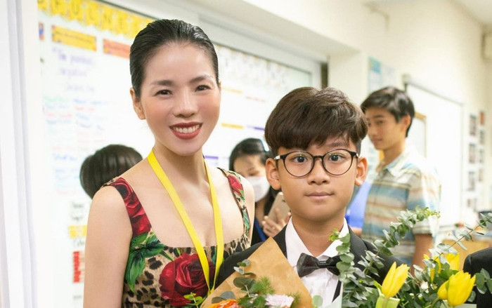 Lệ Quyên hạnh phúc chia sẻ về quý tử đầu lòng: Tự tin, vững vàng giống hệt mẹ Ảnh 2