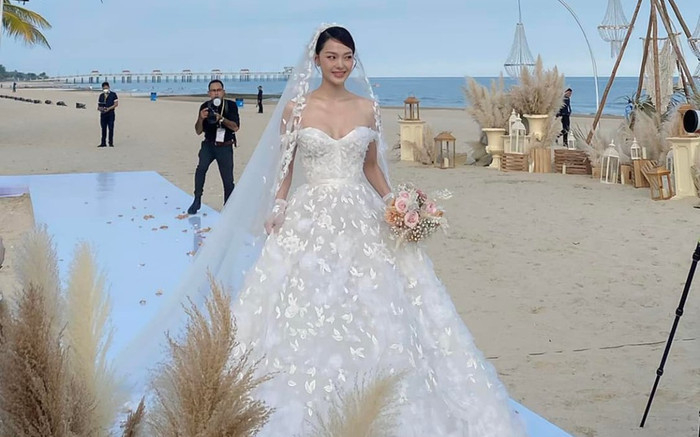 Soi cận visual đẹp miễn chê của cô dâu Minh Hằng, khung ảnh hiếm hoi lộ diện chú rể Ảnh 2