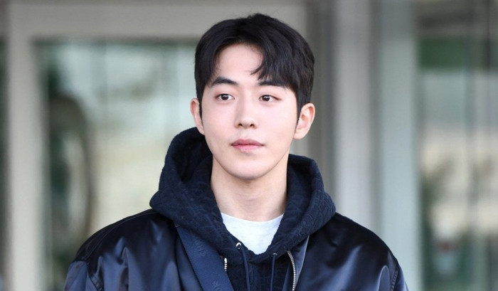 Sự nghiệp diễn xuất của Nam Joo Hyuk: Bị Kim Seon Ho 'át vía', Kim Tae Ri - Suzy 'gánh còng lưng' Ảnh 1