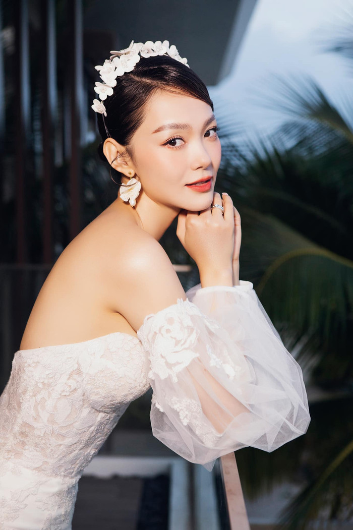 'Cha đẻ' hit của Ngô Kiến Huy úp mở việc Minh Hằng sẽ tung MV cho ca khúc vừa hát trong đám cưới? Ảnh 5