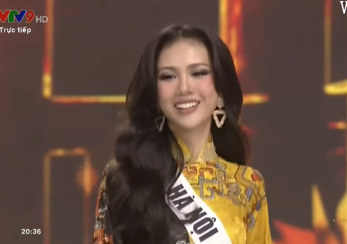 Top 41 Miss Universe Vietnam 2022 trình diễn áo dài: Thảo Nhi thướt tha, Lệ Nam yêu kiều trong sự hò hét Ảnh 4