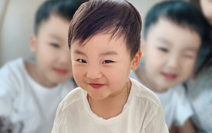 Bé Bo nhà Hòa Minzy đã ra dáng ca sĩ lắm rồi: Bập bẹ hát hit của Đức Phúc cùng loạt biểu cảm 'siêu cưng' Ảnh 2