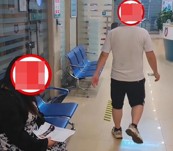 Đọc kết quả khám hiếm muộn, chồng có hành động phũ phàng với vợ rồi bỏ đi Ảnh 2