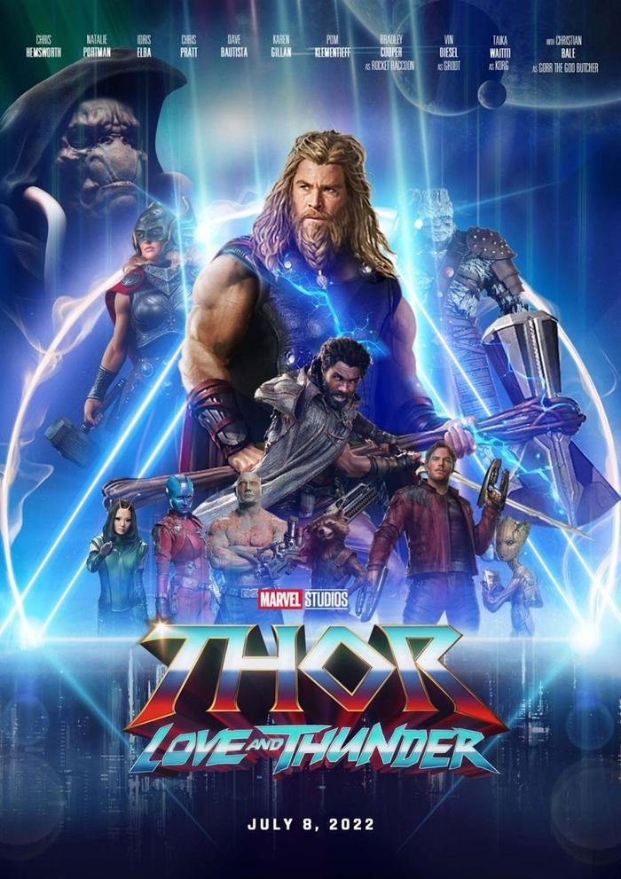 Dân tình rần rần trước tin 'cặp đào' của Chris Hemsworth sẽ không bị làm mờ trong Thor: Love And Thunder Ảnh 1