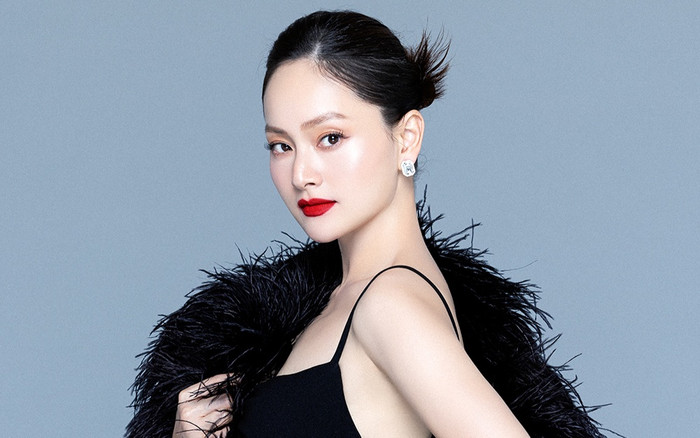 Lan Phương 'lột xác' lộng lẫy, ông xã ủng hộ vợ diện đồ sexy Ảnh 2