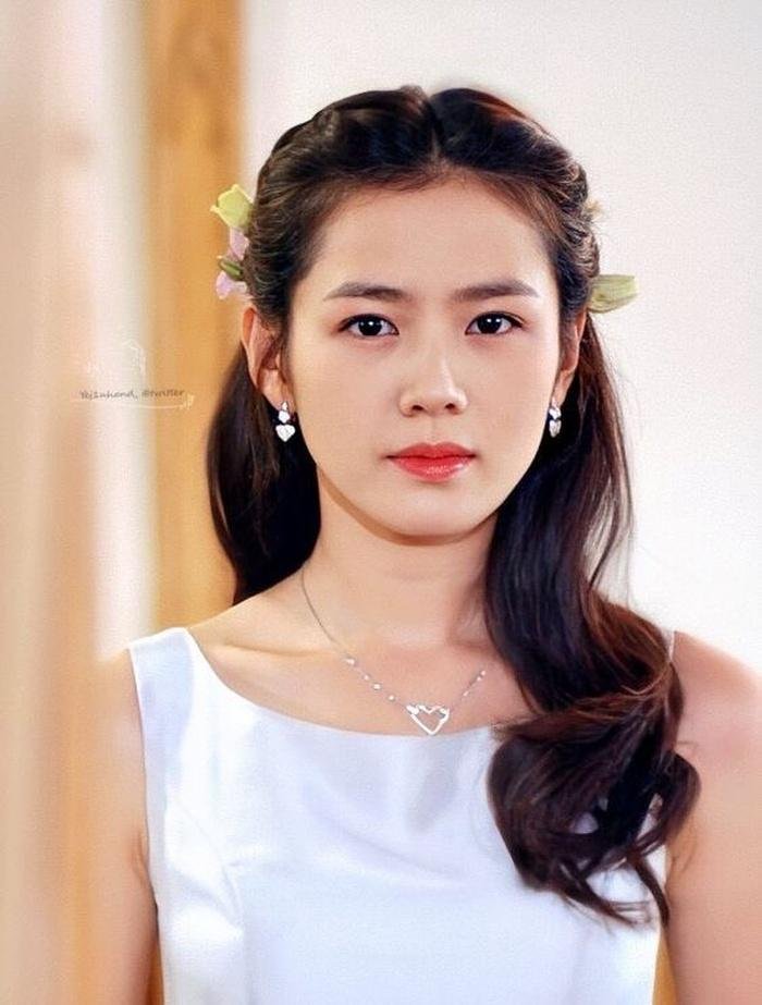 Suzy bí mật 'làm đám cưới', nhan sắc cô dâu không kém đàn chị Song Hye Kyo - Son Ye Jin Ảnh 6