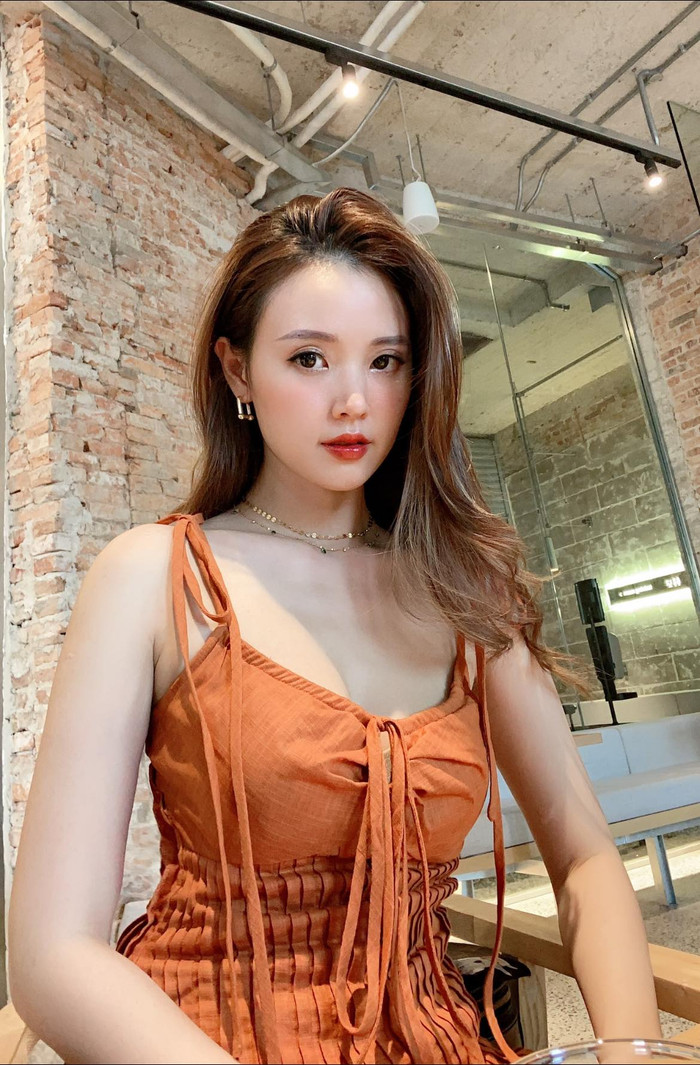 Midu vẫn giữ được nhan sắc xinh đẹp như thuở mới vào nghề.