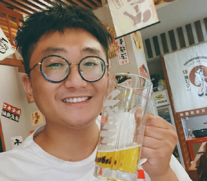 Thông tin nam diễn viên hài Trần Tiêu Hoa bị bắt đã dư luận xôn xao.