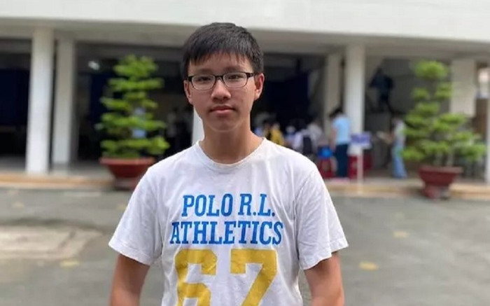 Nam sinh đạt 3 điểm 10 tuyệt đối kỳ thi vào lớp 10 TP.HCM nhập học trường Phổ thông Năng khiếu Ảnh 2