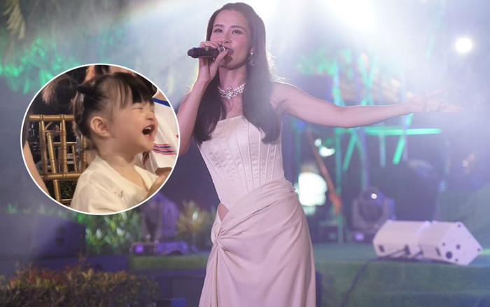 Winnie làm khán giả ngồi xem Đông Nhi hát: Vỗ tay không ngừng, cười ríu rít trước màn trình diễn của mẹ Ảnh 2