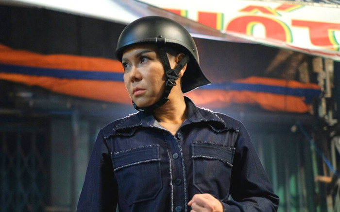 Việt Hương gây sốc với mái tóc cạo sát trong phim mới Ảnh 2