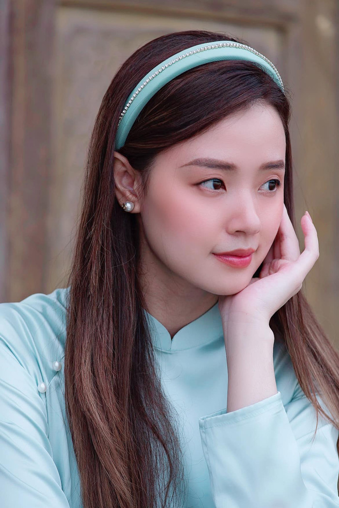 Dù khi xuất hiện trên giảng đường hay khi đi du lịch, tụ tập bạn bè phong cách thời trang của Midu vẫn nhận được những lời khen ngợi từ phía người hâm mộ.