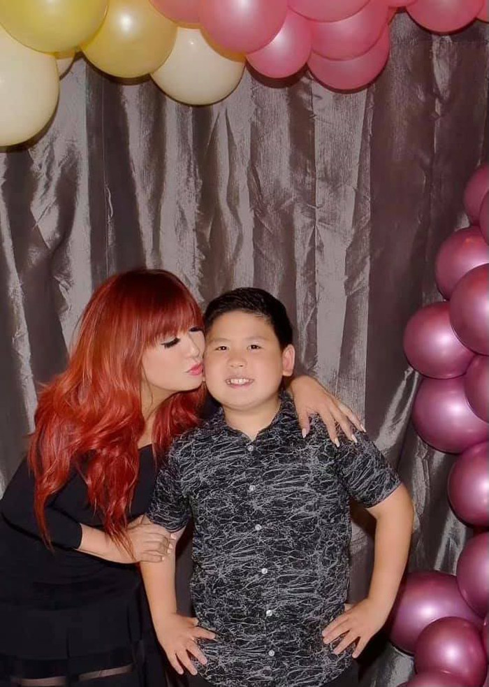 Vợ cũ Bằng Kiều tiết lộ con trai út rất vui mừng khi biết có thêm em.