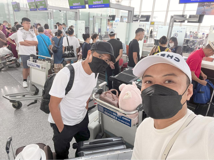 Hồng Đăng vi vu trời Tây cùng Hồ Hoài Anh, con gái khóc cạn nước mắt ở nhà Ảnh 4