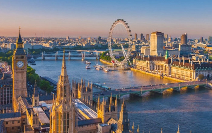 Làm thế nào để 'bầu trời không sụp đổ' khi du lịch nước ngoài? Ảnh 2