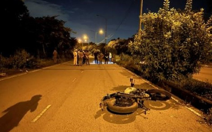 Nam sinh viên nằm tử vong giữa đường lúc rạng sáng trong khu vực Đại học Quốc gia TP.HCM Ảnh 2