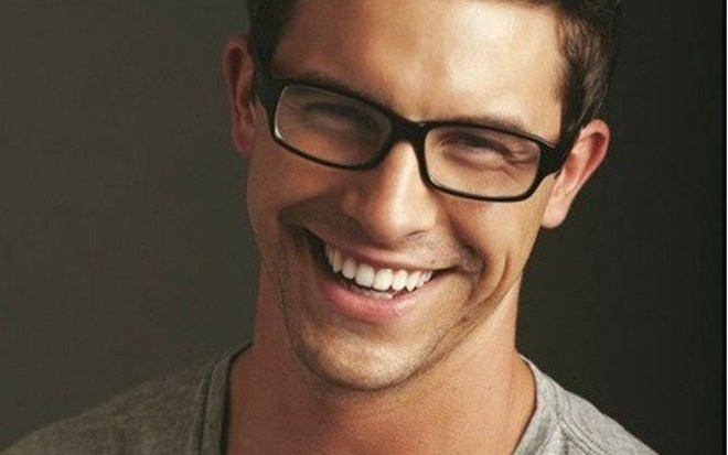 Những nét tướng của người đàn ông có sự nghiệp thành đạt, hôn nhân viên mãn Ảnh 2