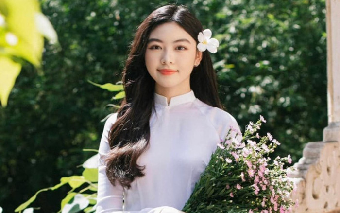 Hóa thân thành nàng thơ trong áo dài trắng tinh khôi, con gái Quyền Linh được khán giả ủng hộ thi Hoa hậu Ảnh 2