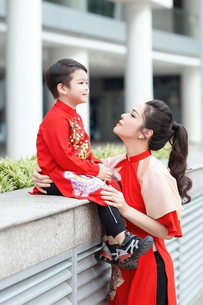 Vụ giành quyền nuôi con của Nhật Kim Anh và chồng cũ lại quay về 'vạch xuất phát'.