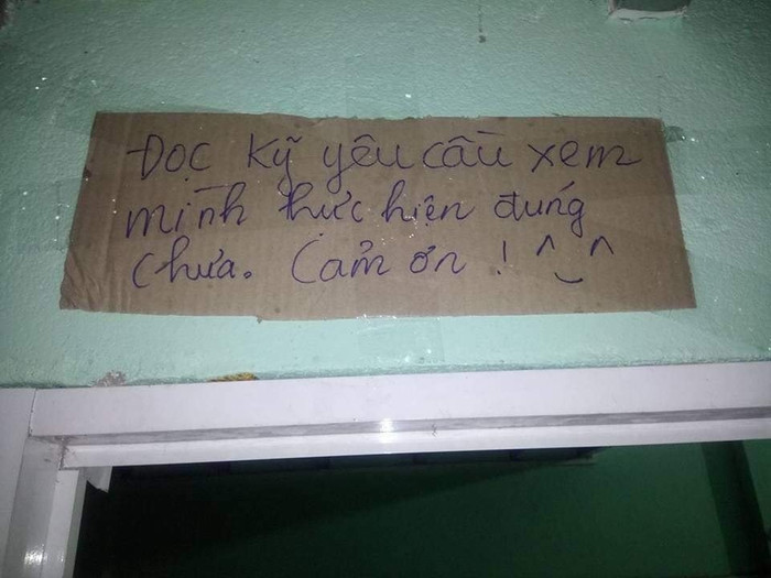 Sau khi ra khỏi nhà tắm, đọc kỹ yêu cầu xem mình làm đúng chưa?