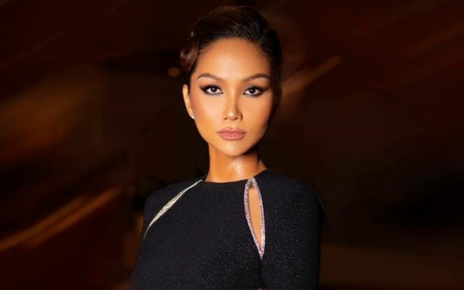 H'Hen Niê thừa nhận chưa từng nhận được lời tỏ tình thời đi học, lý do khiến ai cũng ngỡ ngàng Ảnh 2