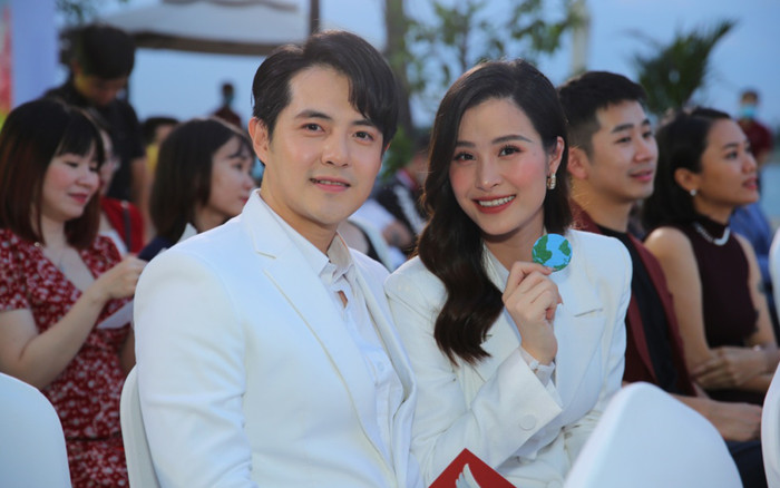 Hành trình yêu của Đông Nhi - Ông Cao Thắng gói gọn trong một ca khúc, netizen không ngừng xuýt xoa Ảnh 2