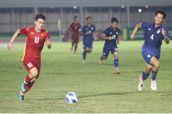 U19 Việt Nam sẽ thắng Malaysia để vào chung kết. Ảnh: VFF