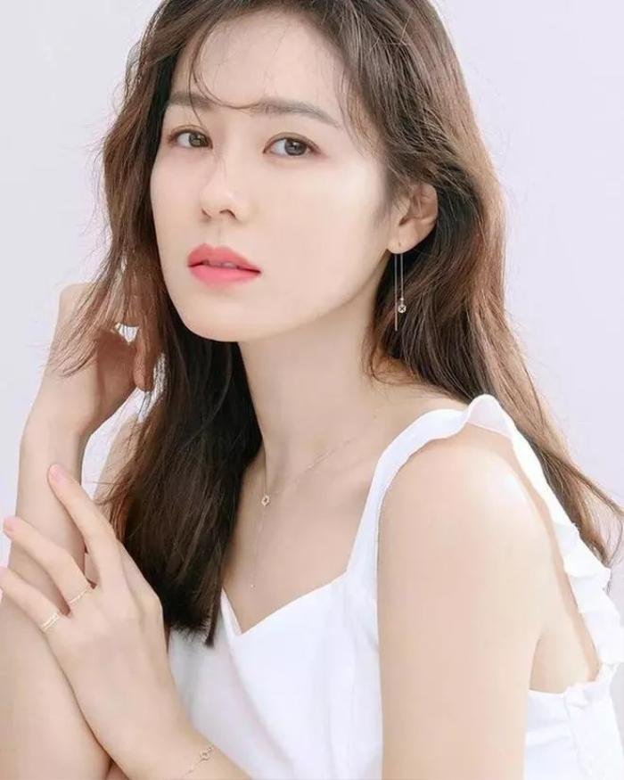 Cuộc sống thai kì của Son Ye Jin, được ông xã cưng chiều như bà hoàng Ảnh 2