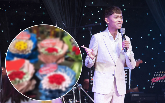 Hồ Văn Cường gây chú ý khi được khán giả tặng 'hoa tiền' xếp lớp khi đi diễn Ảnh 2