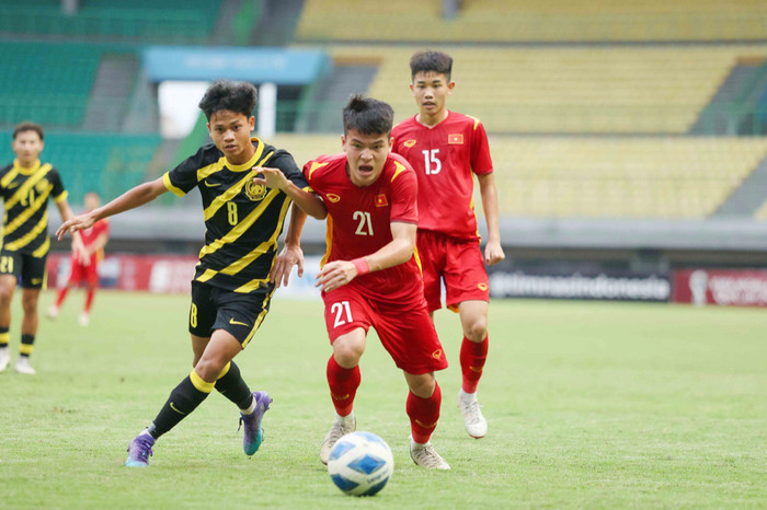 U19 Việt Nam thua Malaysia do bỏ lỡ quá nhiều cơ hội, còn hàng thủ chơi không tốt. Ảnh: VFF