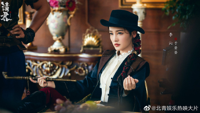 Ảnh cưới đen trắng của Nhậm Gia Luân và Lý Thấm trong Thỉnh Quân gây sốt vì quá đẹp đôi Ảnh 4