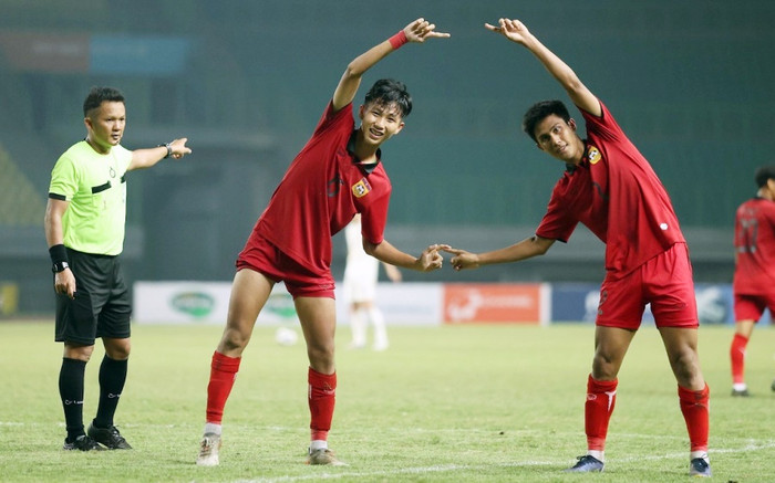 Lào lập 3 kỷ lục khi đánh bại 'anh cả' Thái Lan: Hay quá, Lào ơi! Ảnh 2