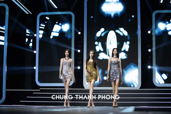 Thí sinh 'nhọ' nhất Miss Supranational 2022: Không xin được visa, bị tố đạo nhái trang phục Ảnh 5