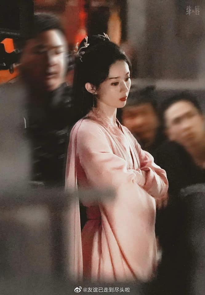 Tạo hình mới của Triệu Lệ Dĩnh trong Dữ Phượng Hành gây sốt, khán giả đồng loạt khen sang Ảnh 1