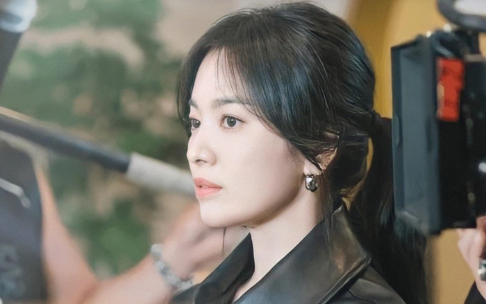 Song Hye Kyo xinh đẹp là thế vẫn để lộ khuyết điểm chí mạng Ảnh 2