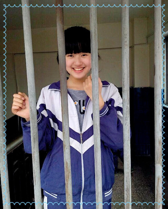 Hình lúc nhỏ của Triệu Lộ Tư bất ngờ được đào lại, nhan sắc thế nào mà khiến Cnet bùng nổ tranh luận? Ảnh 4